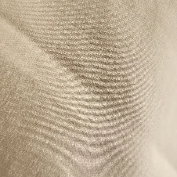 NWT BANANA REPUBLIC | Pleated Halter Top - Picture 3 of 3